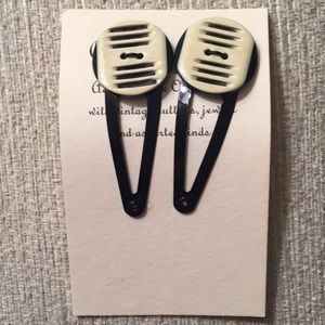 Pair Vintage button hair clips